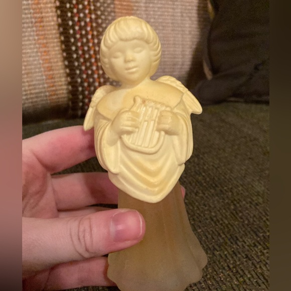 Avon Angel Song With Lyre Vintage Beauty Collectible Bottle - Picture 1 of 8